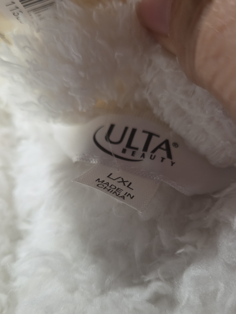 Ulta Robe - Picture 2 of 6